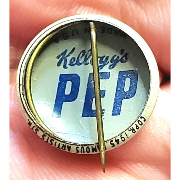 Vintage 1945 Kellogg's Cereal PEP Kayo Comic Strip Pinback Button Premium - Picture 2 of 4